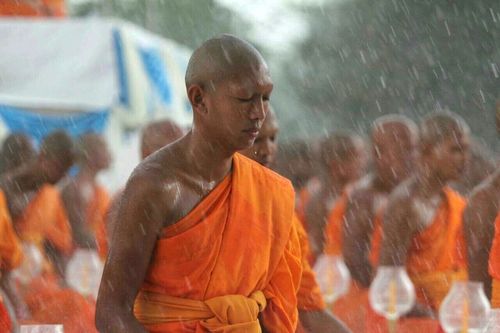 ภาพ No.11474:ประมวลภาพพิธีอัญเชิญพระบรมธาตุประดิษฐาน ณ ปทุมรัตน์ธรรมเจดีย์ พุทธอุทยานนานาชาติ จ.หนองคาย