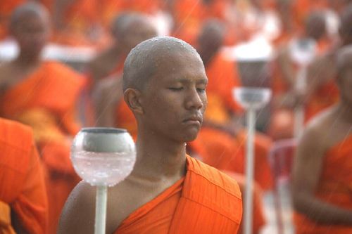 ภาพ No.11475:ประมวลภาพพิธีอัญเชิญพระบรมธาตุประดิษฐาน ณ ปทุมรัตน์ธรรมเจดีย์ พุทธอุทยานนานาชาติ จ.หนองคาย