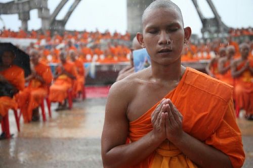 ภาพ No.11478:ประมวลภาพพิธีอัญเชิญพระบรมธาตุประดิษฐาน ณ ปทุมรัตน์ธรรมเจดีย์ พุทธอุทยานนานาชาติ จ.หนองคาย