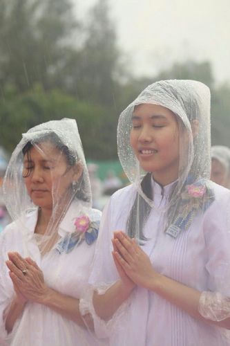 ภาพ No.11486:ประมวลภาพพิธีอัญเชิญพระบรมธาตุประดิษฐาน ณ ปทุมรัตน์ธรรมเจดีย์ พุทธอุทยานนานาชาติ จ.หนองคาย