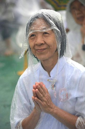 ภาพ No.11498:ประมวลภาพพิธีอัญเชิญพระบรมธาตุประดิษฐาน ณ ปทุมรัตน์ธรรมเจดีย์ พุทธอุทยานนานาชาติ จ.หนองคาย