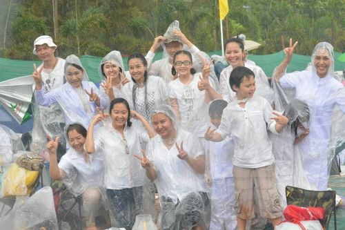 ภาพ No.11506:ประมวลภาพพิธีอัญเชิญพระบรมธาตุประดิษฐาน ณ ปทุมรัตน์ธรรมเจดีย์ พุทธอุทยานนานาชาติ จ.หนองคาย