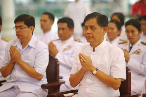 ภาพ No.9385:พิธีเจริญพระพุทธมนต์เพื่อถวายเป็นพระราชกุศล แด่พระบาทสมเด็จพระเจ้าอยู่หัว