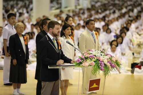 ภาพ No.8680: พิธีถวายรางวัลประกาศเกียรติคุณ Guinness World Records 2 รางวัล ณ วัดพระธรรมกาย
