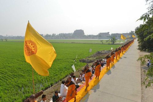 ภาพ No.9672:ประมวลภาพธุดงค์ธรรมชัย ปีที่ 3 วันที่ 5 มกราคม พ.ศ.2557