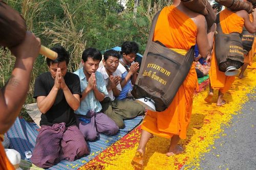 ภาพ No.9682:ประมวลภาพธุดงค์ธรรมชัย ปีที่ 3 วันที่ 5 มกราคม พ.ศ.2557