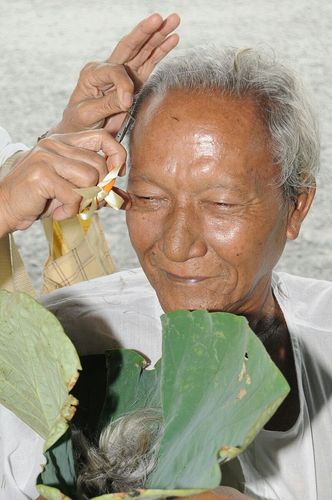 ภาพ No.8922:ประมวลภาพพิธีตัดปอยผมนาคธรรมทายาท รุ่นเข้าพรรษาทั่วไทย