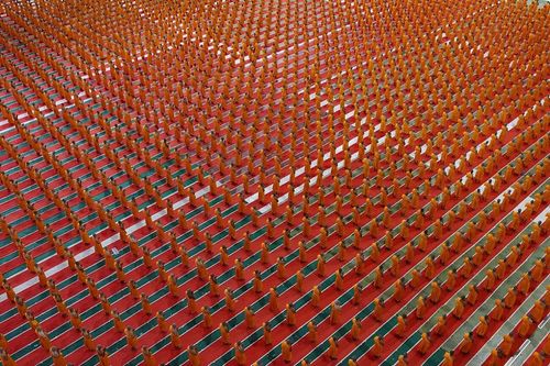 ภาพ No.8972:พิธีเวียนประทักษิณ วันทาเจดีย์และพิธีขอสรณคมน์และศีลของธรรมทายาทในวันบรรพชา 