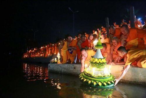 ภาพ No.9910:ประมวลภาพธุดงค์ธรรมชัย ปีที่ 3 วันที่ 9 มกราคม พ.ศ.2557