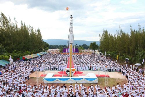 พิธีตอกเสาเข็มสร้างอาคารเอนกประสงค์ ณ พุทธอุทยานนานาชาติ อ.โพนพิสัย