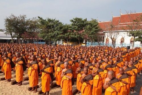 ภาพ No.6574:ประมวลภาพธุดงค์ธรรมชัย ปีที่ 2 วันที่ 11 มกราคม พ.ศ.2556