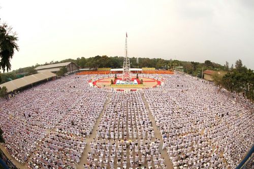 ภาพ No.10861:ประมวลภาพพิธีตอกเสาเข็มต้นแรกสร้างอาคารพระผู้ปราบมาร