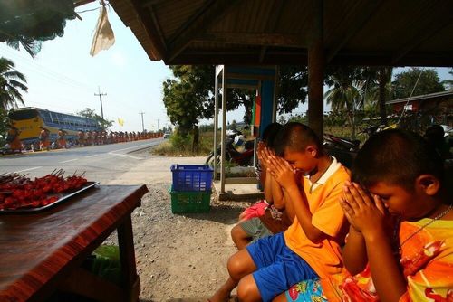 ภาพ No.7239:ประมวลภาพธุดงค์ธรรมชัย ปีที่ 2 วันที่ 19 มกราคม พ.ศ.2556