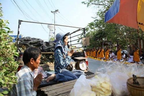 ภาพ No.7245:ประมวลภาพธุดงค์ธรรมชัย ปีที่ 2 วันที่ 19 มกราคม พ.ศ.2556