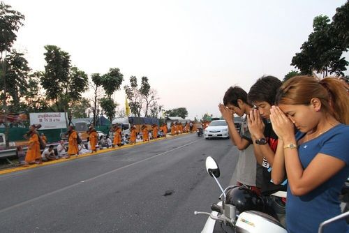 ภาพ No.7624:ประมวลภาพธุดงค์ธรรมชัย ปีที่ 2 วันที่ 24 มกราคม พ.ศ.2556