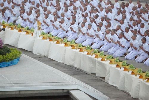 ภาพ No.8152:ประมวลภาพพิธีบรรพชาสามเณรในโครงการบวชพระ 1 แสนรูป ณ วัดพระธรรมกาย