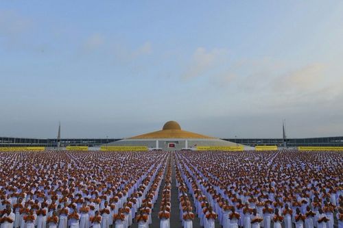 ภาพ No.8158:ประมวลภาพพิธีบรรพชาสามเณรในโครงการบวชพระ 1 แสนรูป ณ วัดพระธรรมกาย