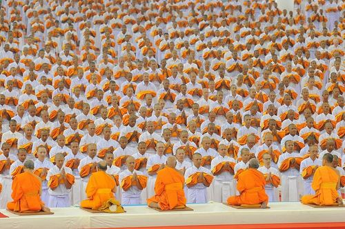 ภาพ No.8172:ประมวลภาพพิธีบรรพชาสามเณรในโครงการบวชพระ 1 แสนรูป ณ วัดพระธรรมกาย