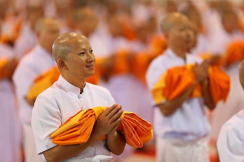 ภาพ No.8180:ประมวลภาพพิธีบรรพชาสามเณรในโครงการบวชพระ 1 แสนรูป ณ วัดพระธรรมกาย