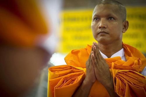 ภาพ No.8189:ประมวลภาพพิธีบรรพชาสามเณรในโครงการบวชพระ 1 แสนรูป ณ วัดพระธรรมกาย