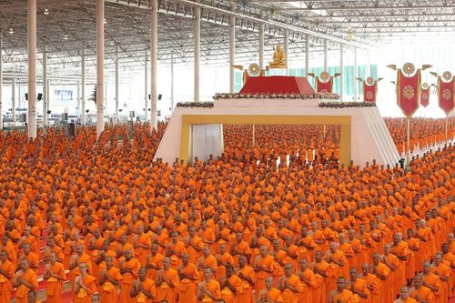 ภาพ No.8207:ประมวลภาพพิธีบรรพชาสามเณรในโครงการบวชพระ 1 แสนรูป ณ วัดพระธรรมกาย