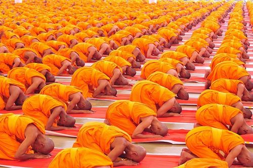 ภาพ No.8212:ประมวลภาพพิธีบรรพชาสามเณรในโครงการบวชพระ 1 แสนรูป ณ วัดพระธรรมกาย