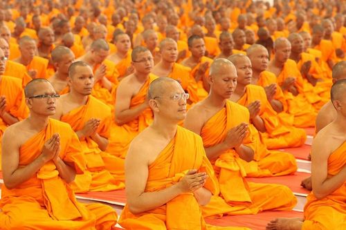 ภาพ No.8216:ประมวลภาพพิธีบรรพชาสามเณรในโครงการบวชพระ 1 แสนรูป ณ วัดพระธรรมกาย