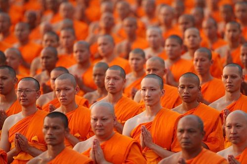 ภาพ No.8228:ประมวลภาพพิธีบรรพชาสามเณรในโครงการบวชพระ 1 แสนรูป ณ วัดพระธรรมกาย