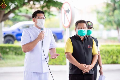 ภาพ No.45397:ประมวลภาพกิจกรรมเทศกิจจิตอาสาทำความสะอาดคูคลอง และพื้นที่สาธารณะ อบต.คลองสาม จ.ปทุมธานี