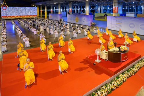 ภาพ No.47130:ประมวลภาพพิธีฉลองชัยสวดธรรมจักร ครบ 4,444,444,444 จบ