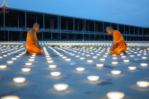 ภาพ No.47145:ประมวลภาพพิธีฉลองชัยสวดธรรมจักร ครบ 4,444,444,444 จบ