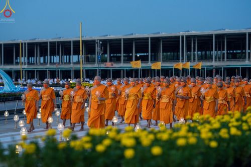 ภาพ No.47148:ประมวลภาพพิธีฉลองชัยสวดธรรมจักร ครบ 4,444,444,444 จบ