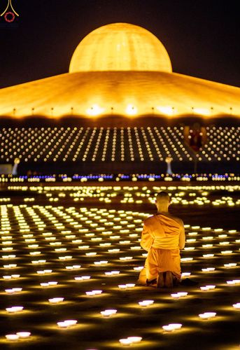 ภาพ No.48289:ประมวลภาพพิธีจุดประทีป เนื่องในวันอาสาฬหบูชา ประจำปี 2565