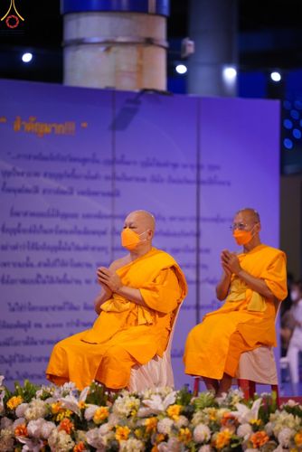 ภาพ No.48324:ประมวลภาพพิธีจุดประทีป เนื่องในวันอาสาฬหบูชา ประจำปี 2565
