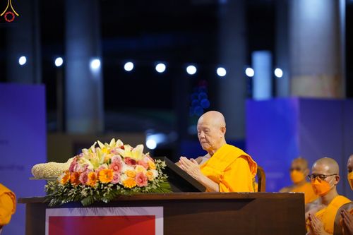 ภาพ No.48327:ประมวลภาพพิธีจุดประทีป เนื่องในวันอาสาฬหบูชา ประจำปี 2565