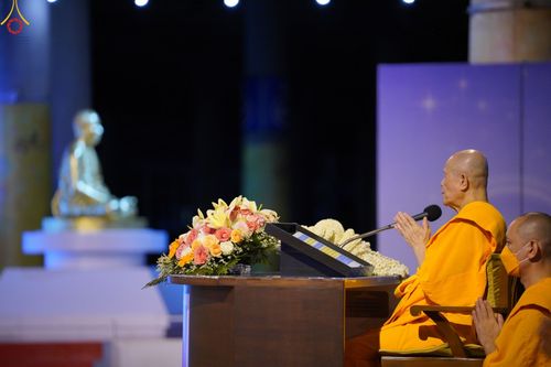 ภาพ No.48331:ประมวลภาพพิธีจุดประทีป เนื่องในวันอาสาฬหบูชา ประจำปี 2565