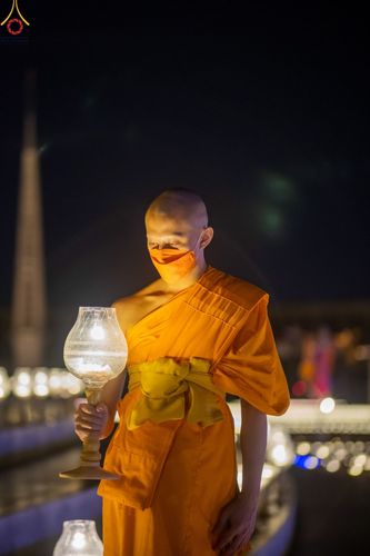 ภาพ No.48349:ประมวลภาพพิธีจุดประทีป เนื่องในวันอาสาฬหบูชา ประจำปี 2565