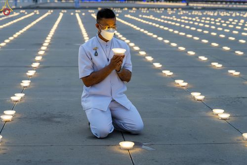 ภาพ No.48367:ประมวลภาพพิธีจุดประทีป เนื่องในวันอาสาฬหบูชา ประจำปี 2565