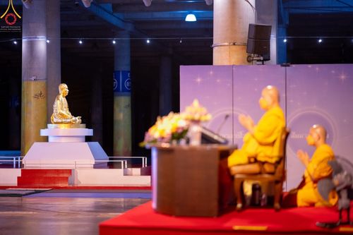 ภาพ No.47066:ประมวลภาพพิธีฉลองชัยสวดธรรมจักร ครบ 4,444,444,444 จบ