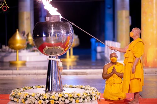 ภาพ No.47067:ประมวลภาพพิธีฉลองชัยสวดธรรมจักร ครบ 4,444,444,444 จบ