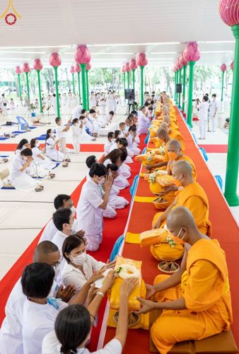 ภาพ No.46438:ประมวลภาพพิธีอุปสมบทอุทิศชีวิตสามเณรเปรียญธรรม 17 รูป ในวันวิสาขบูชา พ.ศ.  2565