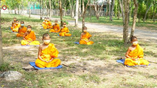 ภาพ No.45149:ประมวลภาพโครงการบรรพชาสามเณรฟื้นฟูพระพุทธศาสนาทั่วไทย ณ ศูนย์อบรมเยาวชนสุรินทร์ 