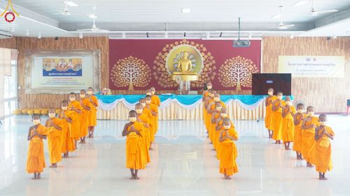 ภาพ No.45170:ประมวลภาพโครงการบรรพชาสามเณรฟื้นฟูพระพุทธศาสนาทั่วไทย ณ ศูนย์อบรมเยาวชนสุรินทร์ 