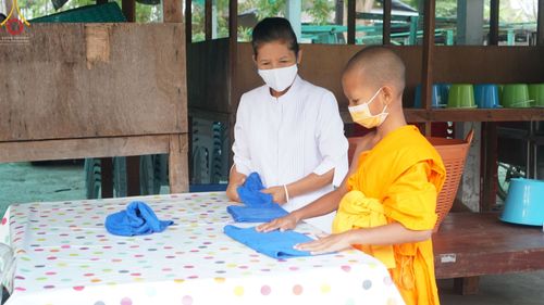 ภาพ No.45188:ประมวลภาพโครงการบรรพชาสามเณรฟื้นฟูพระพุทธศาสนาทั่วไทย ณ ศูนย์อบรมเยาวชนสุรินทร์ 