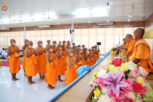 ภาพ No.45210:ประมวลภาพโครงการบรรพชาสามเณรฟื้นฟูพระพุทธศาสนาทั่วไทย ณ ศูนย์อบรมเยาวชนสุรินทร์ 
