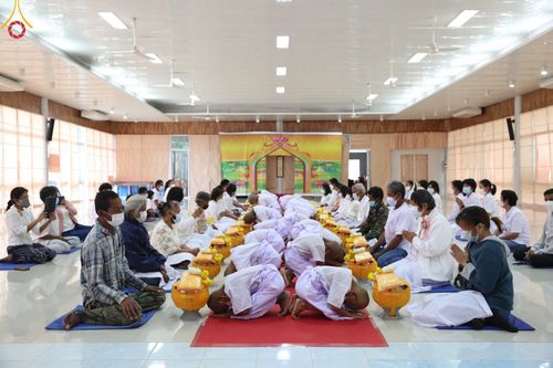 ภาพ No.45217:ประมวลภาพโครงการบรรพชาสามเณรฟื้นฟูพระพุทธศาสนาทั่วไทย ณ ศูนย์อบรมเยาวชนสุรินทร์ 