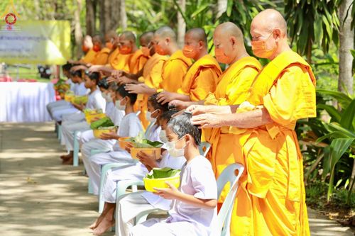 ภาพ No.45227:ประมวลภาพโครงการบรรพชาสามเณรฟื้นฟูพระพุทธศาสนาทั่วไทย ณ ศูนย์อบรมเยาวชนสุรินทร์ 
