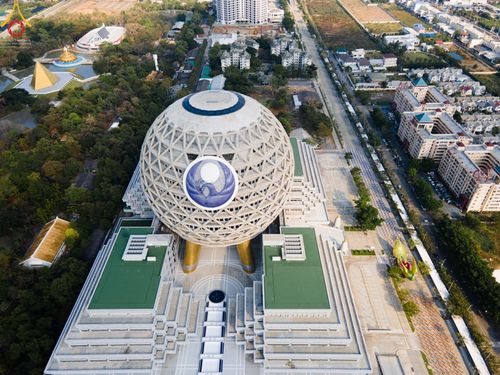 ภาพ No.43305:พิธีอัญเชิญมยุรนาวากาศ บูชาธรรมมหาปูชนียาจารย์ ชุดที่ 2 วันพฤหัสบดีที่ 3 กุมภาพันธ์ พ.ศ. 2565