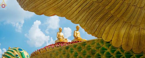 ภาพ No.43321:พิธีอัญเชิญมยุรนาวากาศ บูชาธรรมมหาปูชนียาจารย์ ชุดที่ 2 วันพฤหัสบดีที่ 3 กุมภาพันธ์ พ.ศ. 2565