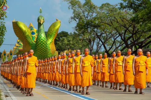 ภาพ No.43332:พิธีอัญเชิญมยุรนาวากาศ บูชาธรรมมหาปูชนียาจารย์ ชุดที่ 2 วันพฤหัสบดีที่ 3 กุมภาพันธ์ พ.ศ. 2565